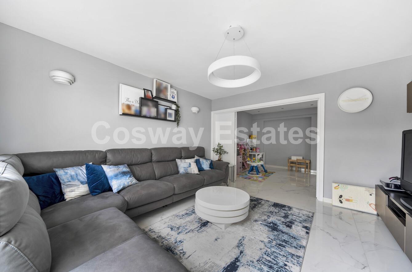 Fairmead Crescent, Edgware
